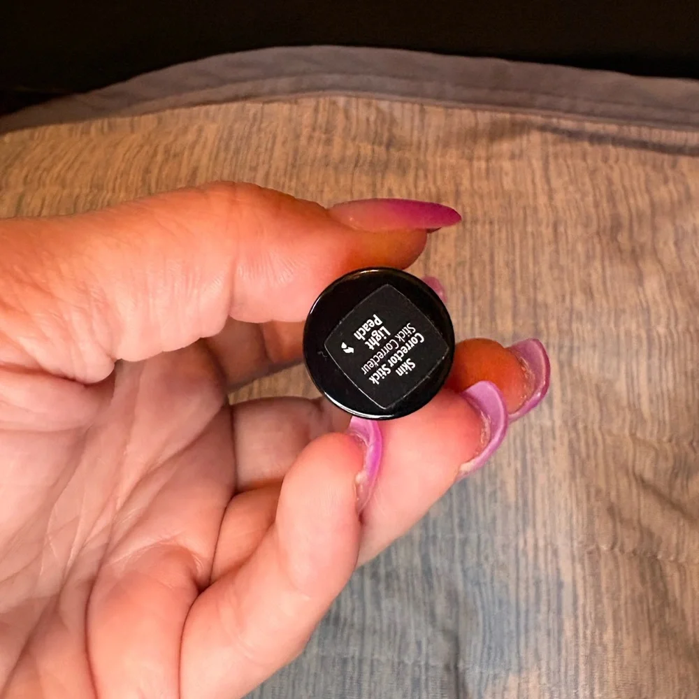 Bobbi brown color corrector concealer stick light peach